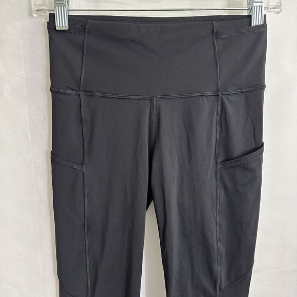 Lululemon Women's Fast Free High Rise Tight 19'' Black Size 4 EUC - Picture 5 of 7